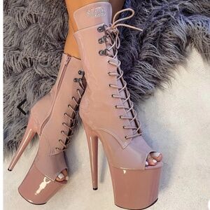 🔥 Hella Heels LipKit Open Toe Boot – Boujee – 8 INCH 🔥 Size: 7